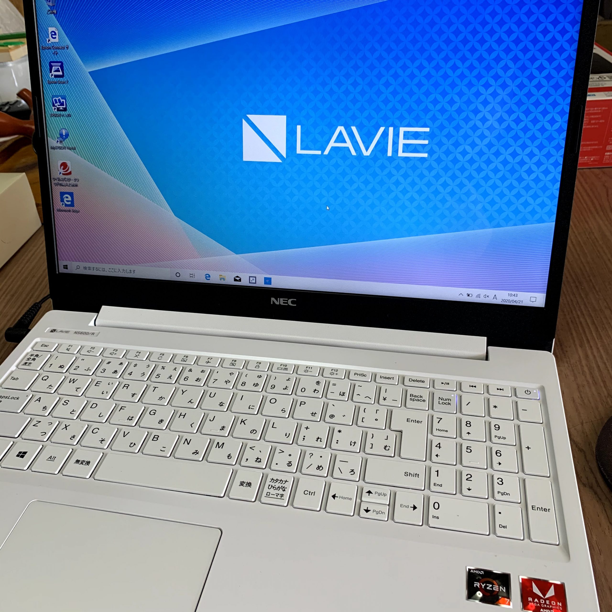 LAVIE NS600/R - ノートPC